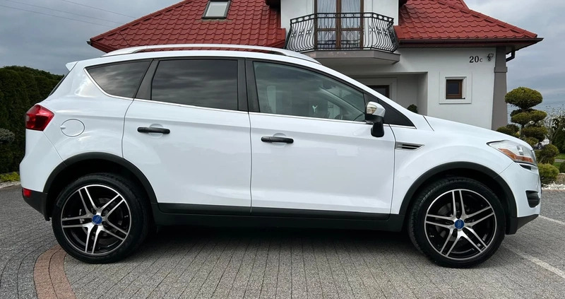 Ford Kuga cena 40800 przebieg: 199000, rok produkcji 2011 z Radomsko małe 497